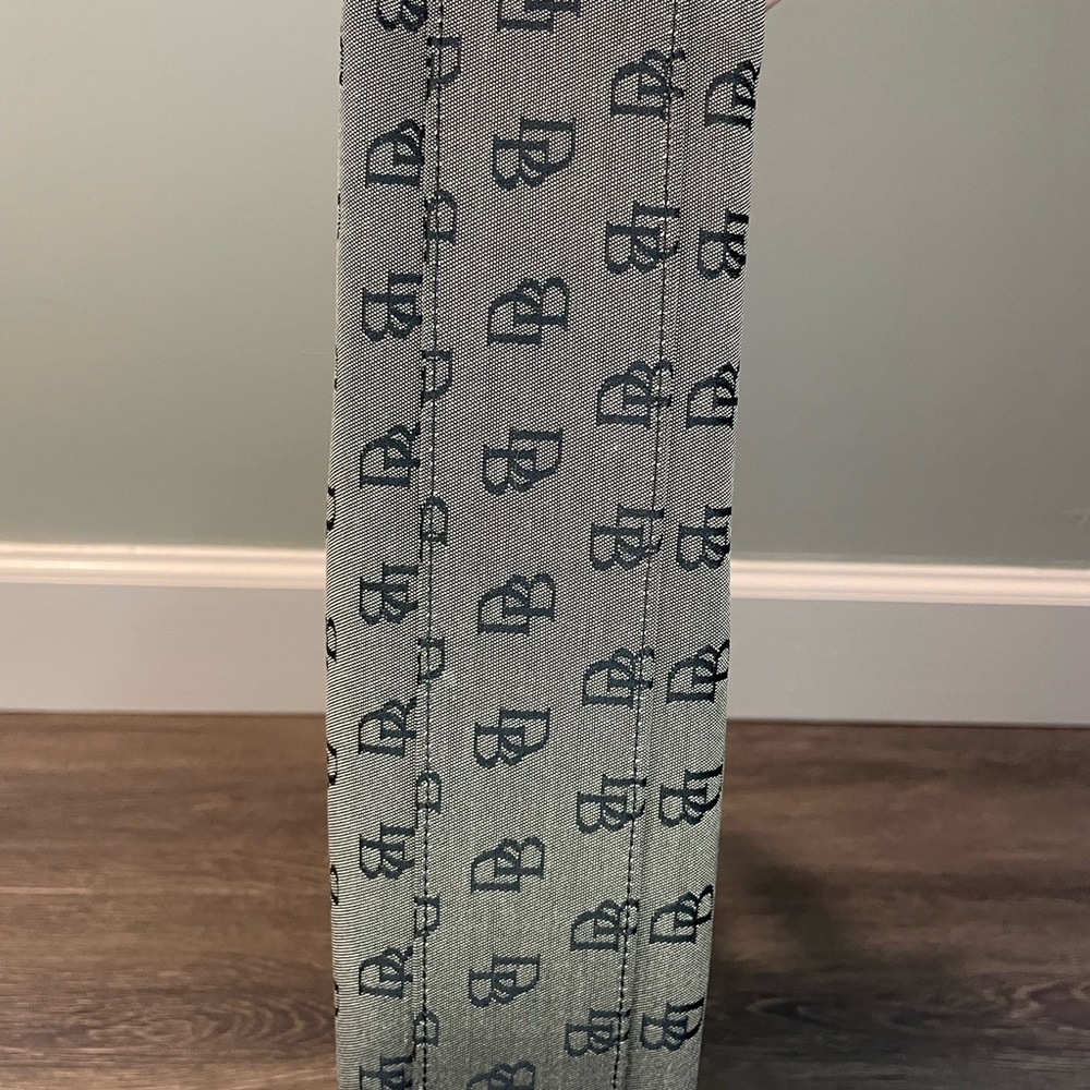 Dooney & Bourke Tote - Picture 6 of 16